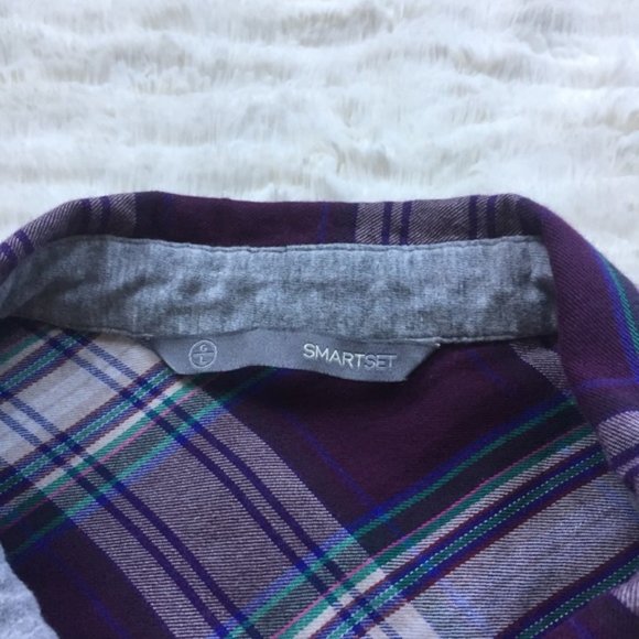 Plaid button up shirt - Picture 4 of 5